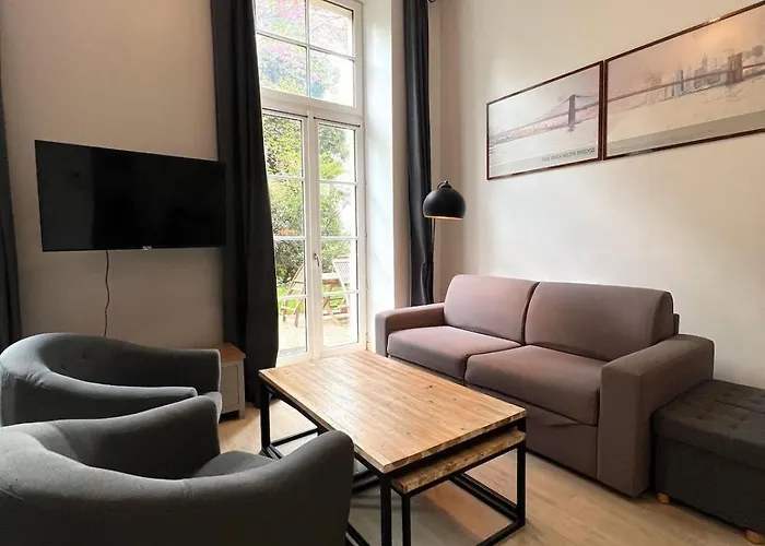 Le Clos - Centre - Jardin - Parking Prive Apartment